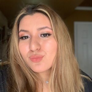 Meet your Posher, Vianca